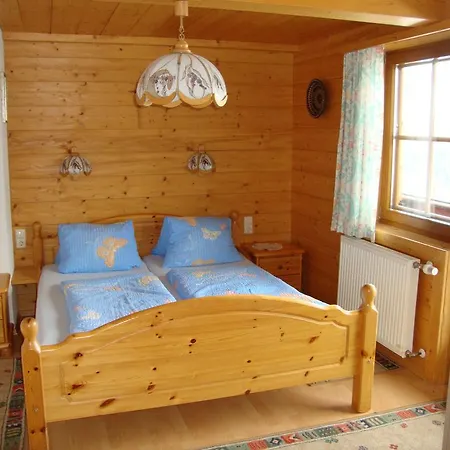 Schmiedbauerhof Homestay *