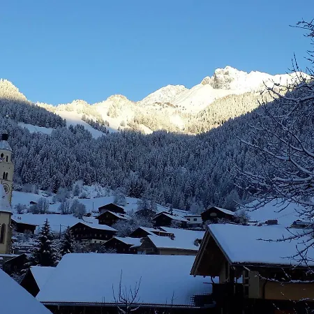 Schmiedbauerhof Homestay *